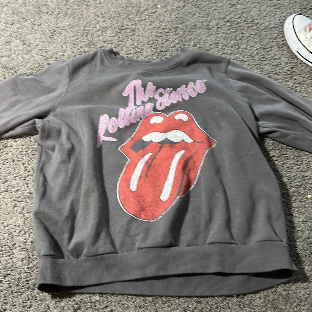 crewneck